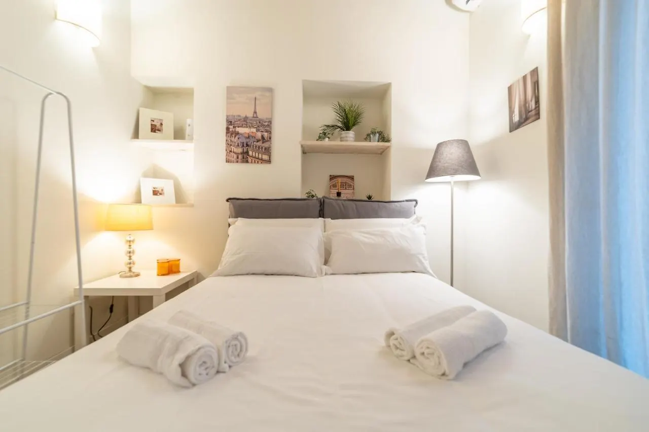 Cozy And Modern Apartment Brera location
